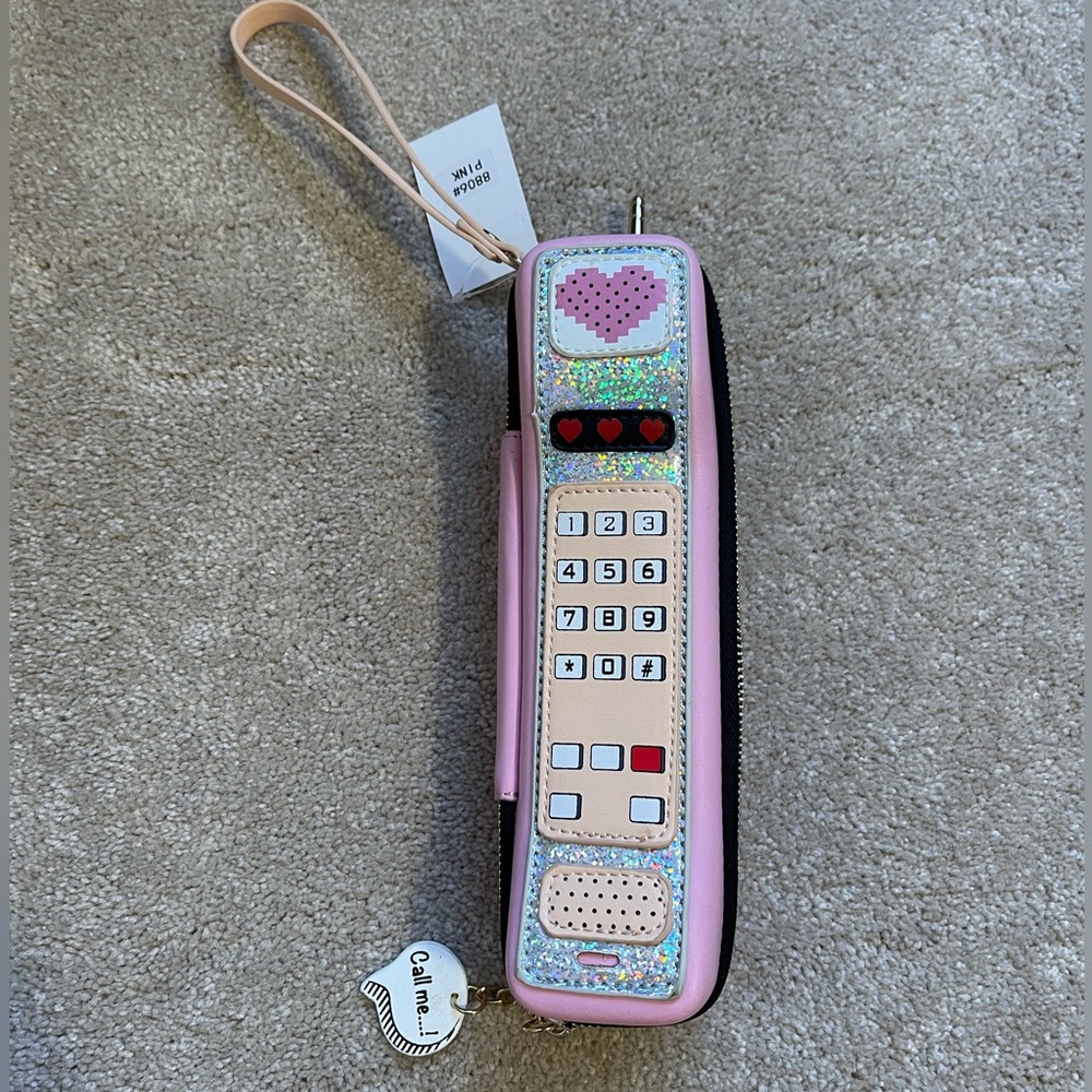 Cellphone Clutch